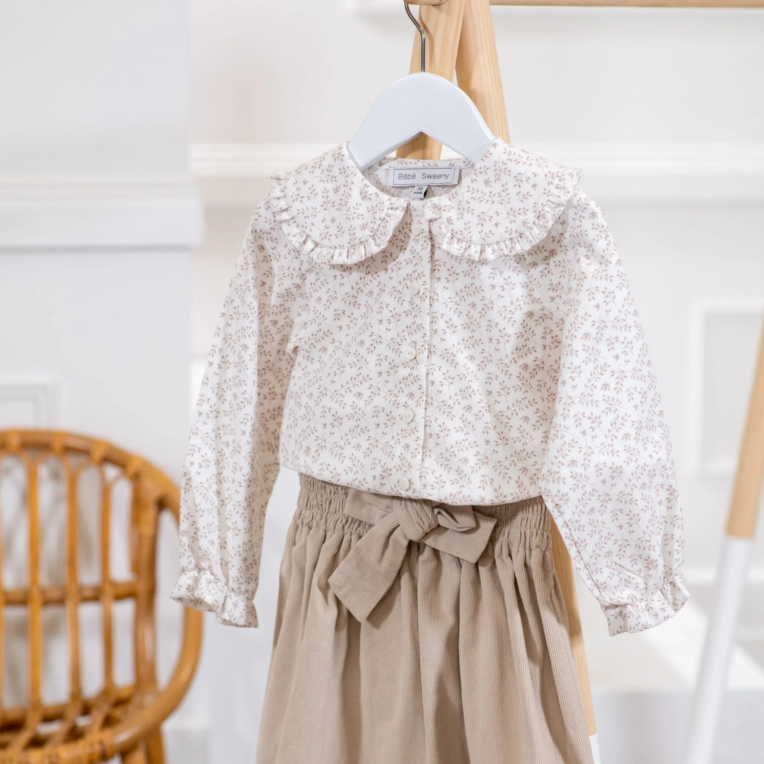 CECILE | Girls White & Beige Floral Cotton Blouse – Image 2