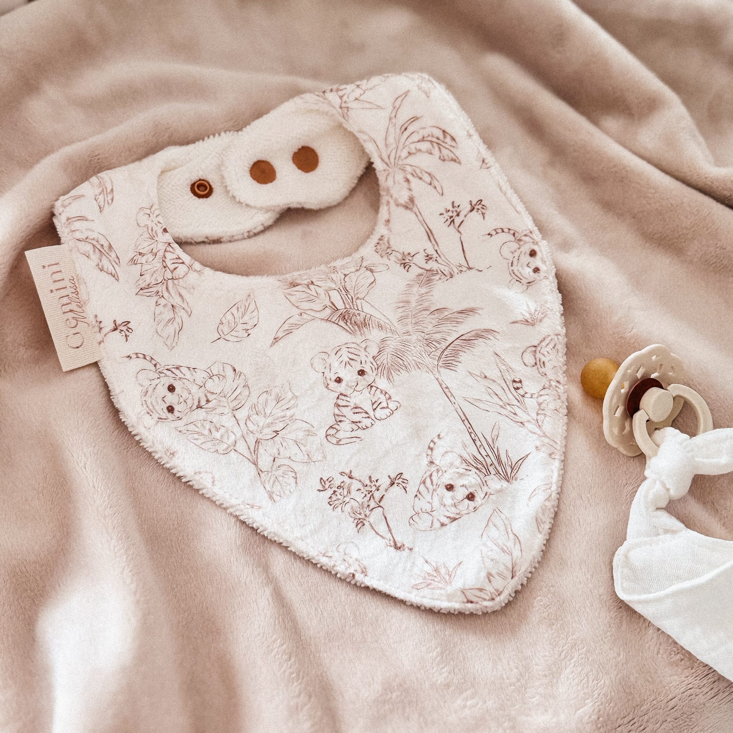 Bavoir Bandana personnalisé – Image 3
