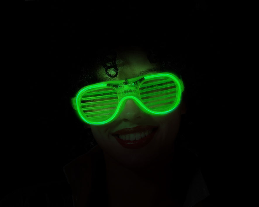 Lunettes vertes lumineuses – Image 3