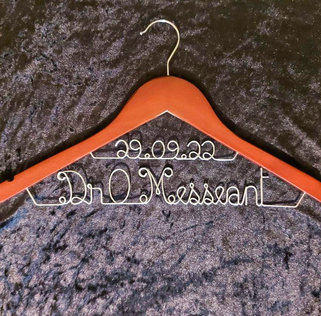 Cintre Personnalisé Prénom et/ou Date – Fil Aluminium – Image 3