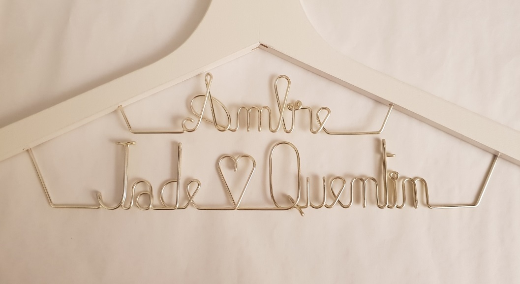 Cintre Personnalisé Prénom et/ou Date – Fil Aluminium – Image 2