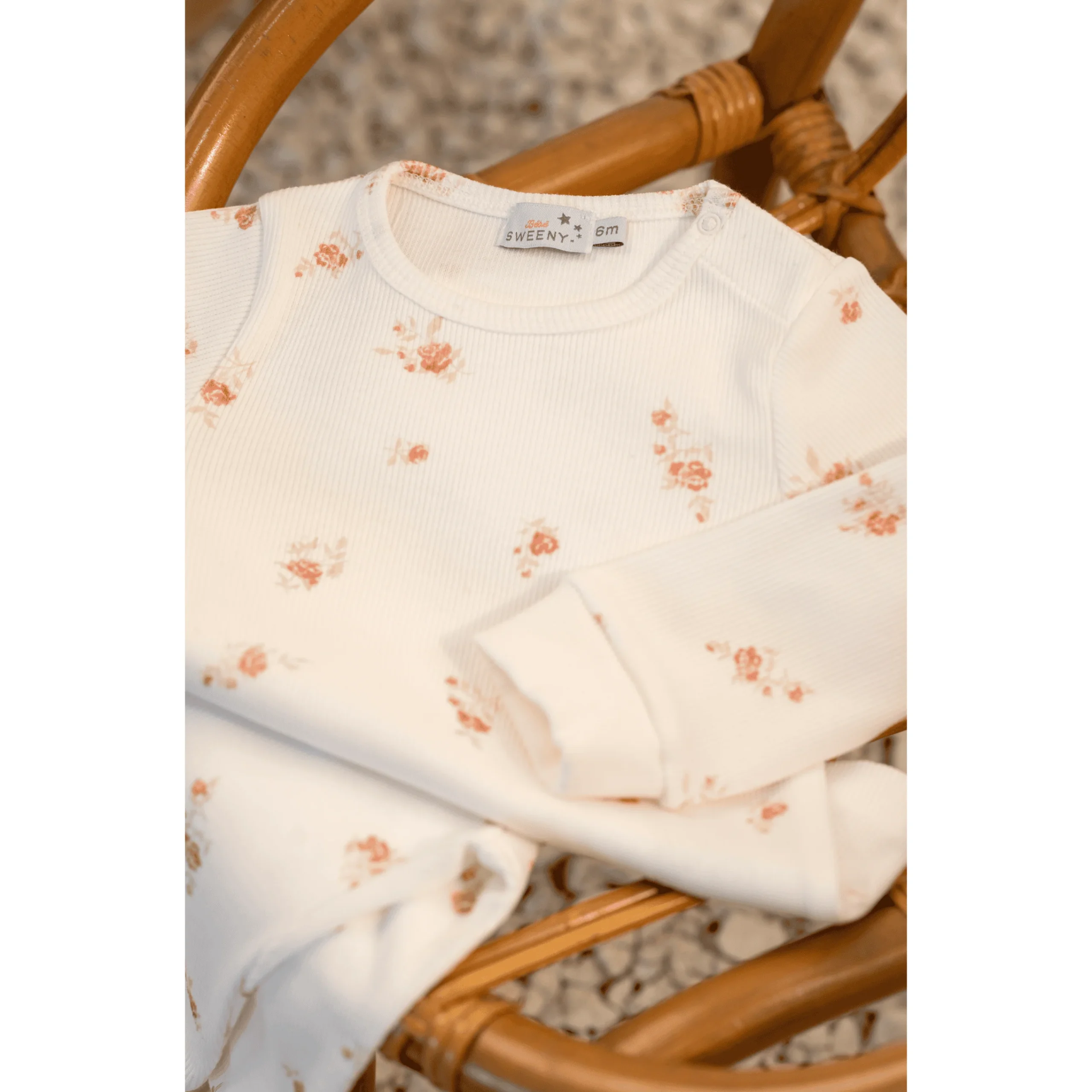 LEHANE | Girls Ivory & Pink Ditzy Rose Print Two-Piece Set – Image 4