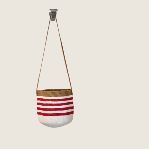 Panier blanc liserés rouges petit