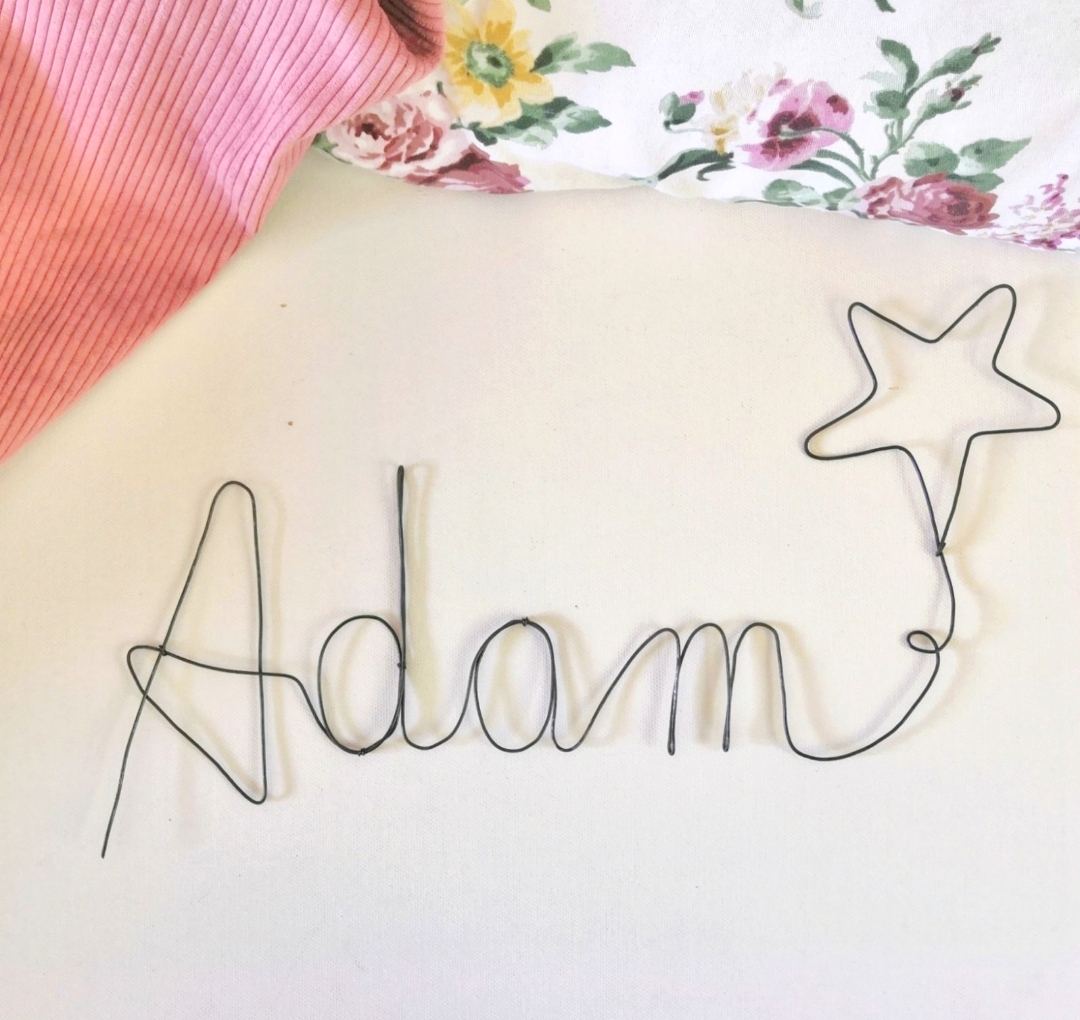 Prénom en fil de fer – mural ou suspendu – Image 3