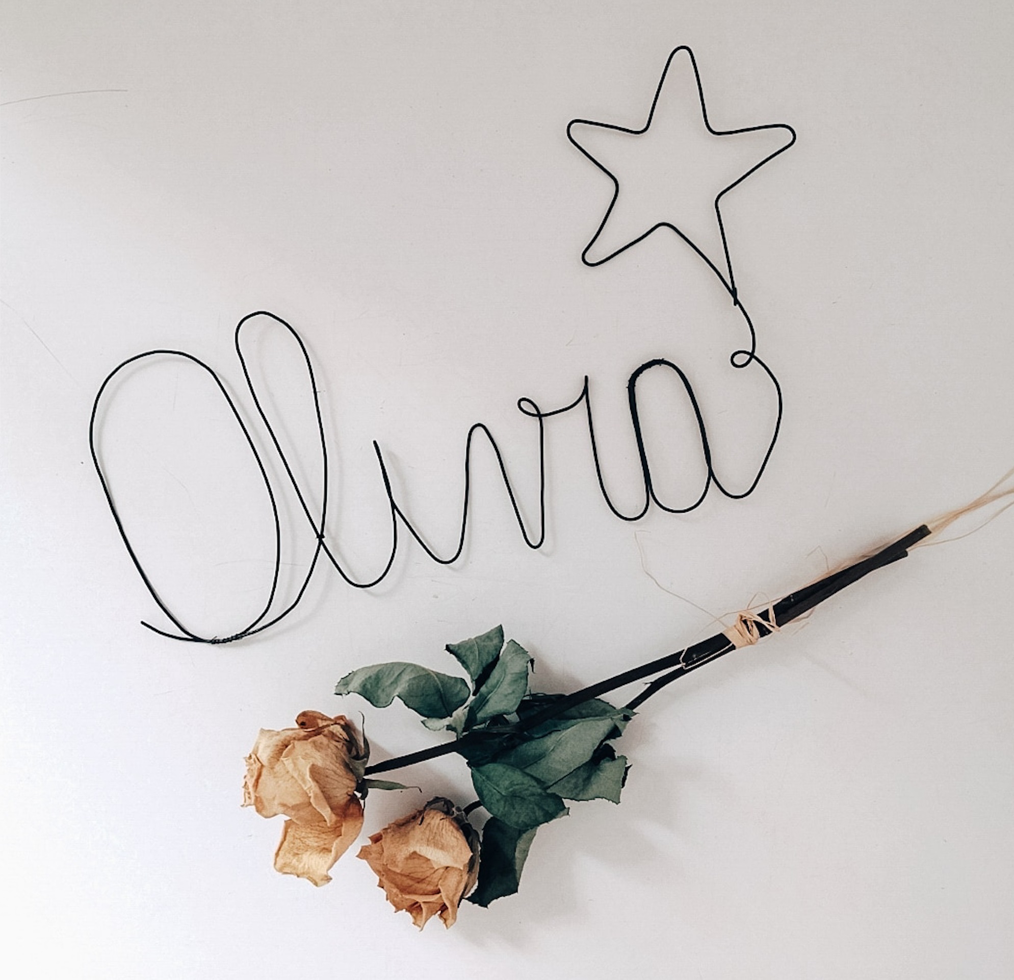 Prénom en fil de fer – mural ou suspendu – Image 2