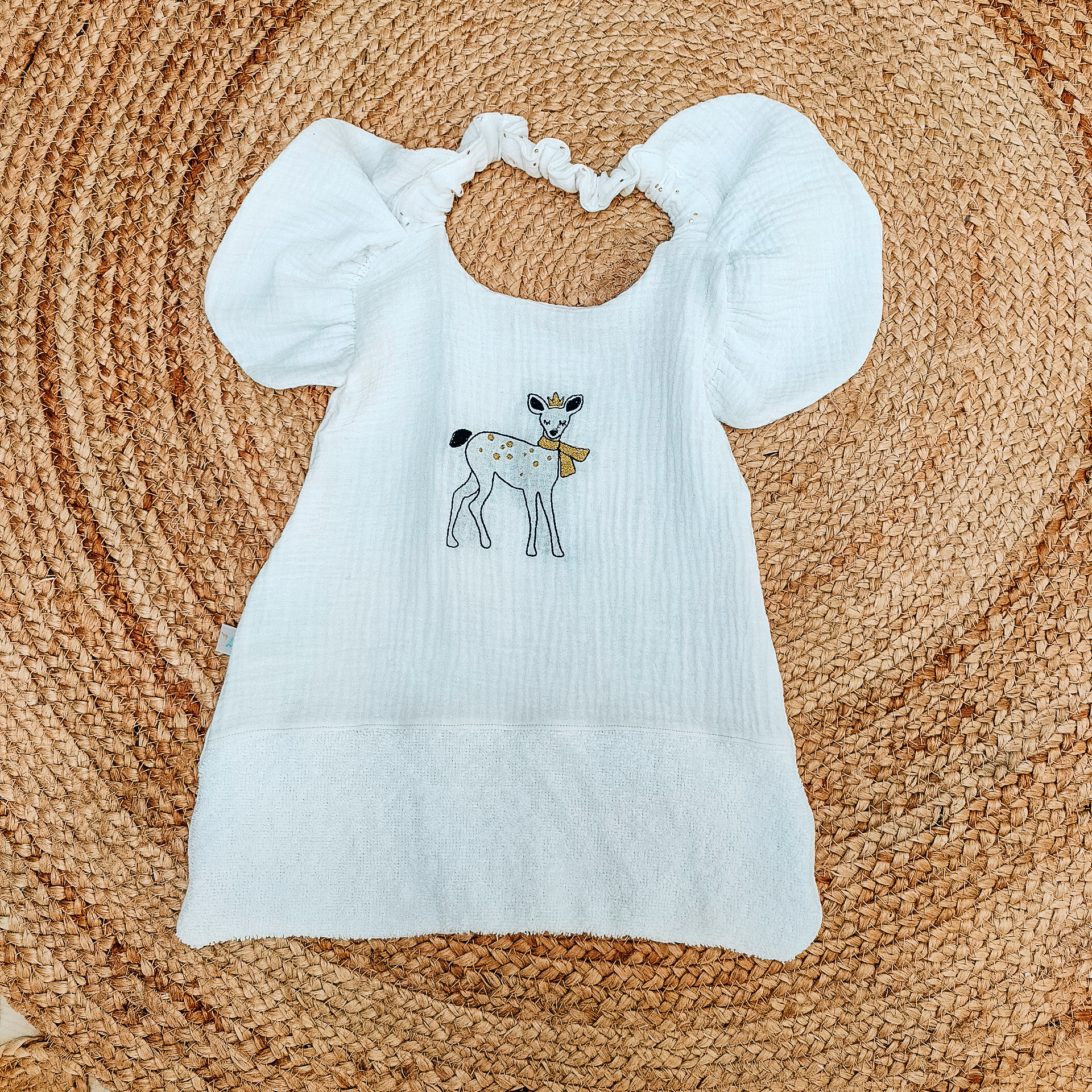 Bavoir Serviette couvrant Elastique à personnaliser | modèle Choupette à volants – Image 5